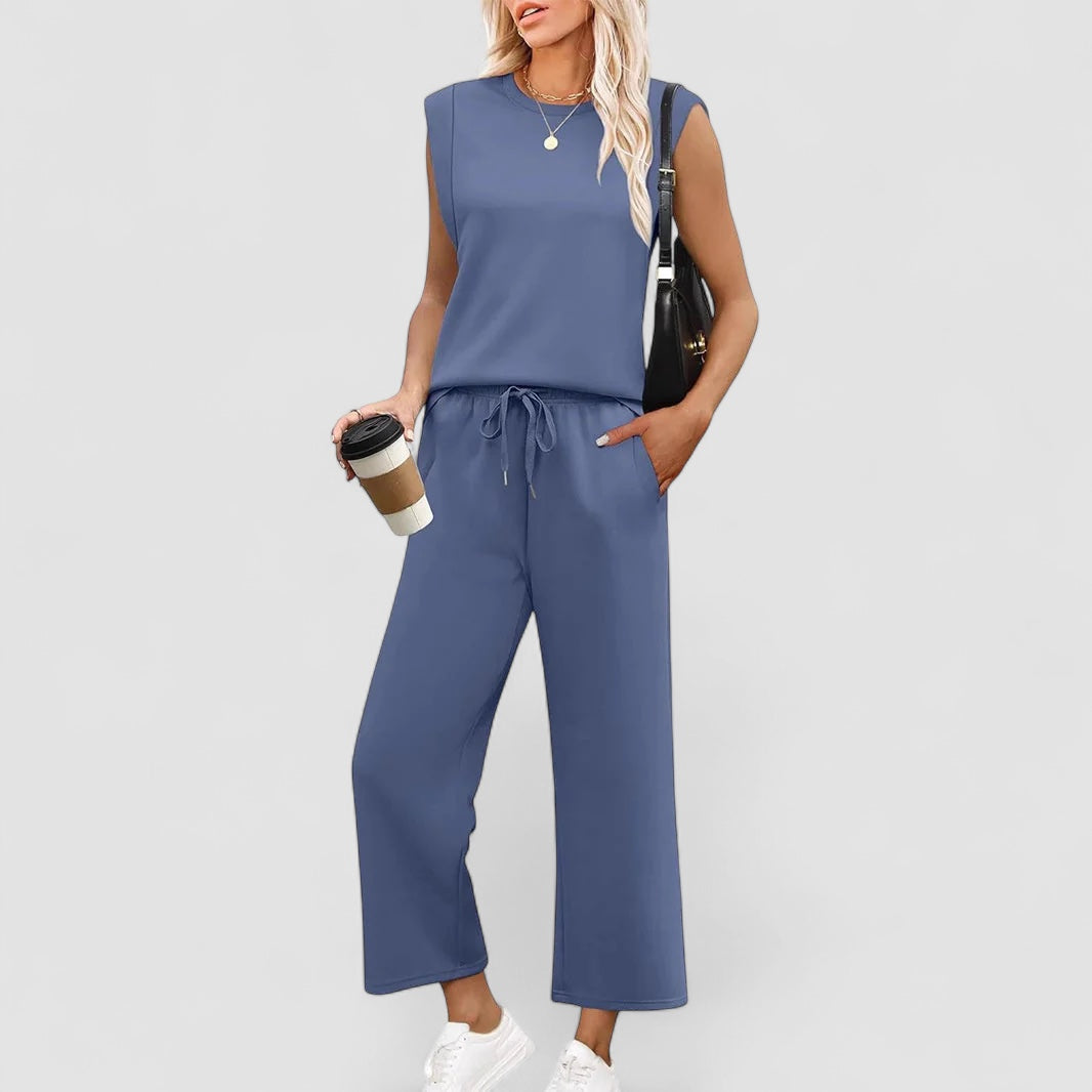 Ava™ | Ania - Two-Piece Women's Set – Soft, Elegant, and Confident