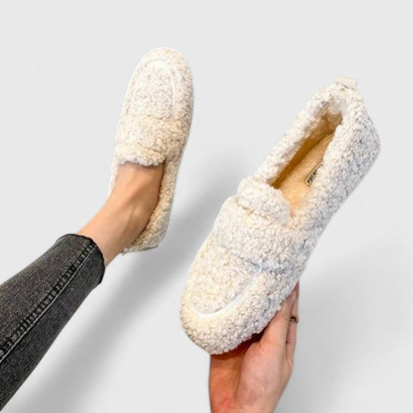 Ava™ - Warm slippers with elegant design